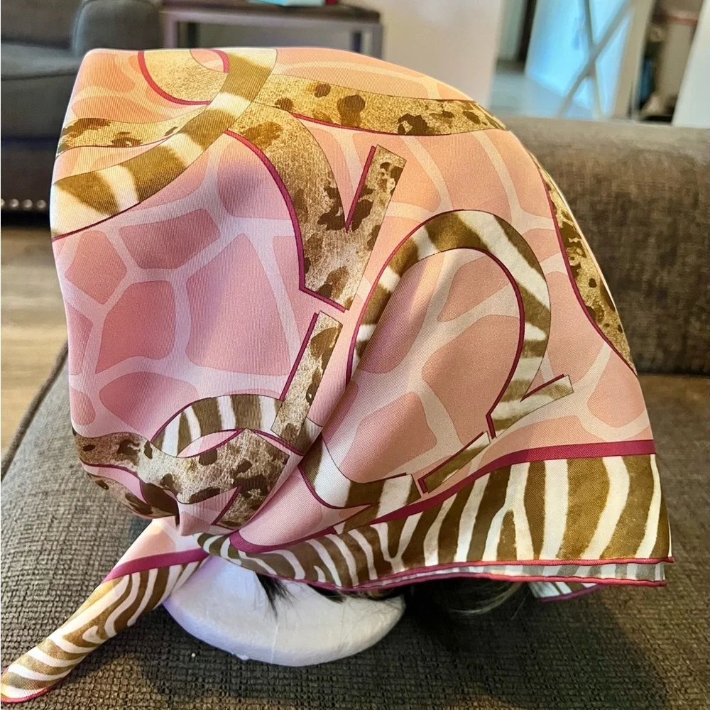 Salvatore Ferragamo silk monogram scarf 10/10 rating clean